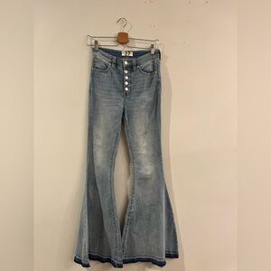 We the free excellent condition blue flare leg jeans size 27
